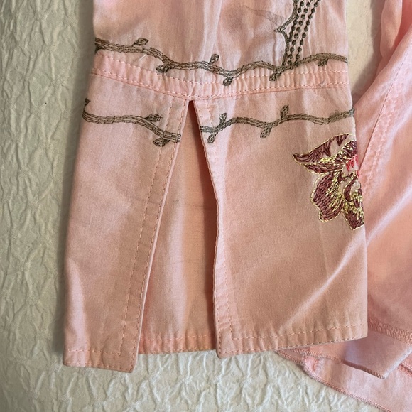 Pink embroidered button down shirt - Picture 3 of 10